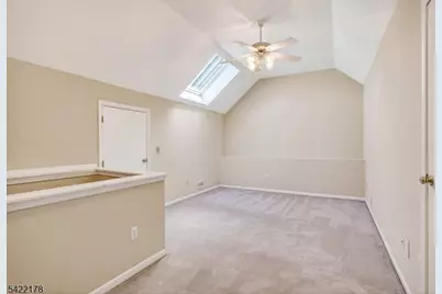 19 Cooper Ln, Long Hill Township, NJ 07946 - Photo 24