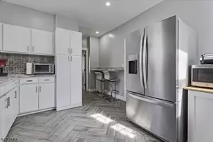 652 54 1st Ave, Elizabeth, NJ 07202 - Photo 10