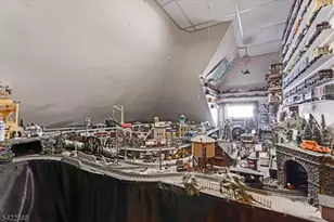 652 54 1st Ave, Elizabeth, NJ 07202 - Photo 20