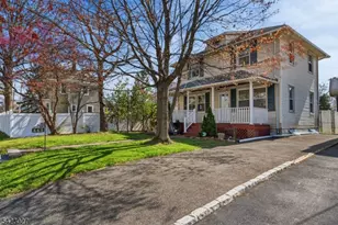 443 Wheatsheaf Rd, Roselle, NJ 07203 - Photo 2