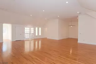 673 Glendale Rd, Franklin Lakes, NJ 07417 - Photo 12