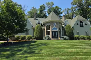 673 Glendale Rd, Franklin Lakes, NJ 07417 - Photo 1