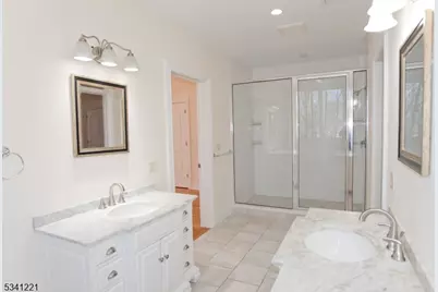 673 Glendale Rd, Franklin Lakes, NJ 07417 - Photo 18