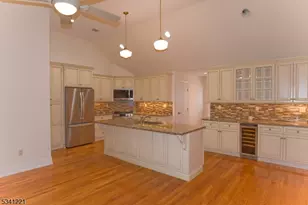 673 Glendale Rd, Franklin Lakes, NJ 07417 - Photo 6