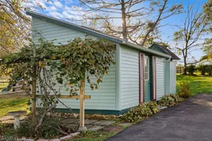 25 Old Turnpike Rd, Tewksbury Township, NJ 08858 - Photo 42