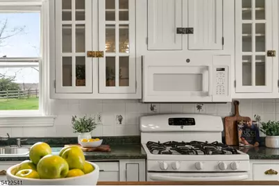 25 Old Turnpike Rd, Tewksbury Township, NJ 08858 - Photo 20