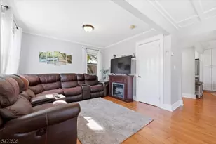 29 Sunset Ave, Butler, NJ 07405 - Photo 2