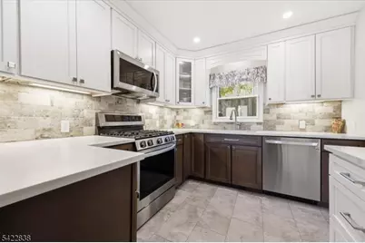 29 Sunset Ave, Butler, NJ 07405 - Photo 12