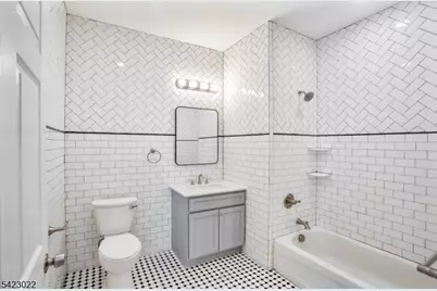 100 North Ave #3C, Plainfield, NJ 07060 - Photo 2