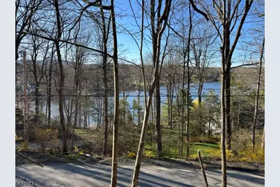 43 Hemlock Ave, Andover Township, NJ 07860 - Photo 2