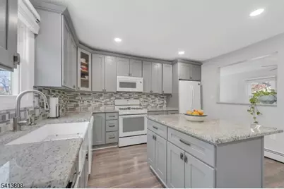 39 Delaware Rd, West Milford Twp., NJ 07421 - Photo 16