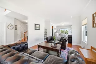 654 Skyline Dr, Jefferson Township, NJ 07849 - Photo 10