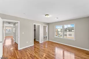 128 Leslie St, Newark, NJ 07112 - Photo 20