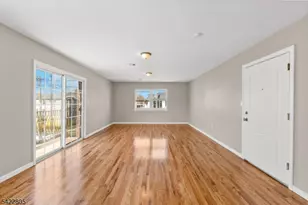 128 Leslie St, Newark, NJ 07112 - Photo 16