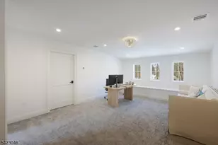 909 Wyandotte Trail, Westfield, NJ 07090 - Photo 48