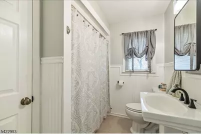 48 Oliver Pl, Ringwood, NJ 07456 - Photo 10