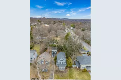 133 Buckingham Rd, Montclair, NJ 07043 - Photo 36