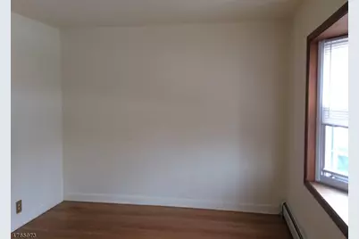 109 Scoles Ave, Clifton, NJ 07012 - Photo 6