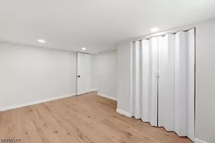 325 Schley St, Newark, NJ 07112 - Photo 32