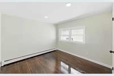 325 Schley St, Newark, NJ 07112 - Photo 22