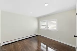325 Schley St, Newark, NJ 07112 - Photo 22