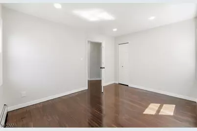 325 Schley St, Newark, NJ 07112 - Photo 10