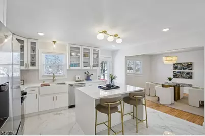 91 Warren Rd, West Orange Township, NJ 07052 - Photo 2