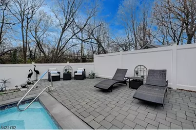 347 W Passaic Ave, Rutherford, NJ 07070 - Photo 4