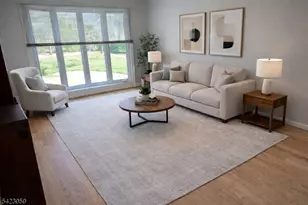 3 Spalding Dr, Livingston, NJ 07039 - Photo 2