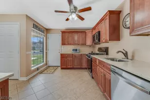 268 Laurel Ct, Readington, NJ 08889 - Photo 4