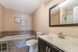 268 Laurel Ct, Readington, NJ 08889 - Photo 20