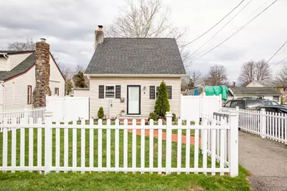 8 Navajo Ave, Parsippany, NJ 07034 - Photo 1