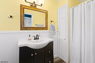 8 Navajo Ave, Parsippany, NJ 07034 - Photo 14