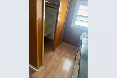 398 Avenue, Bayonne, NJ 07002 - Photo 8