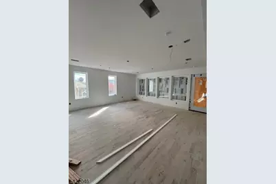 678 S 18th St, Newark, NJ 07103 - Photo 4