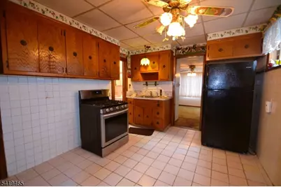 10 Lake Ave, Clifton, NJ 07011 - Photo 14