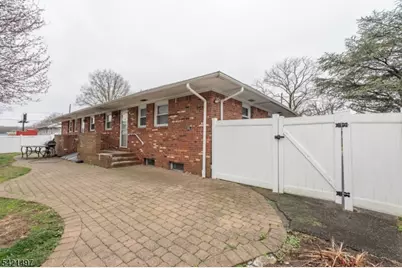 1033 Grove #A-B, North Brunswick Township, NJ 08902 - Photo 46