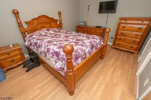 1033 Grove, North Brunswick Township, NJ 08902 - Photo 36