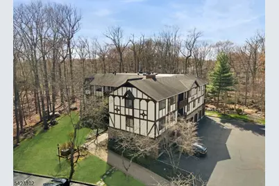 2309 Hemingway Ln #2309, Mahwah, NJ 07430 - Photo 2