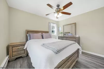 35 Zinnia Dr, Vernon Twp., NJ 07418 - Photo 12