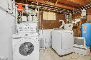 35 Zinnia Dr, Vernon Twp., NJ 07418 - Photo 20