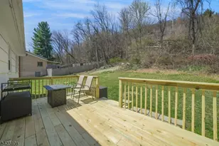 35 Zinnia Dr, Vernon Twp., NJ 07418 - Photo 24