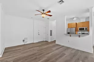 172 Culver Ave, Jersey City, NJ 07305 - Photo 4