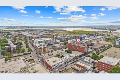 172 Culver Ave #206, Jersey City, NJ 07305 - Photo 32