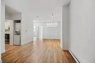 111 Mulberry St, Newark, NJ 07102 - Photo 2