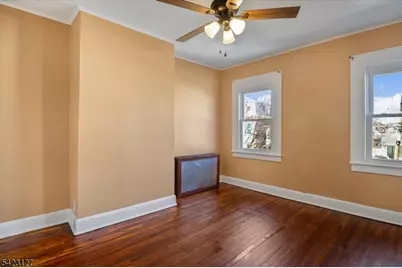 106 W Cherry St #2, Rahway, NJ 07065 - Photo 2