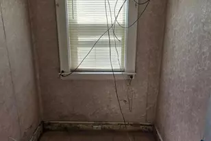 100 Coolidge St, Irvington, NJ 07111 - Photo 14