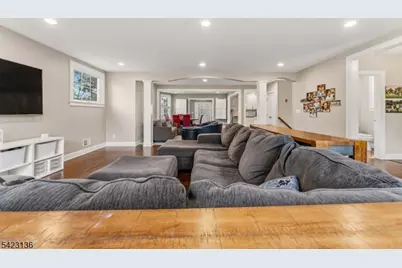 420 Mountainview Ter, Dunellen, NJ 08812 - Photo 20
