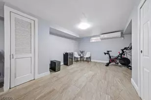 1269 Crescent Ave, Roselle, NJ 07203 - Photo 18