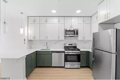 321 E 3rd St #324, Plainfield, NJ 07060 - Photo 24